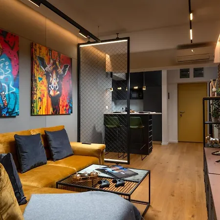 Brooklyn - Aviatiei Park - Netflix - Parking *